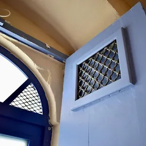 Apartment Centre Pied-a-terre Near Food Market And Walking Distance To Bus Terminus, Valletta