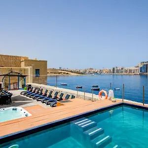 Villa Waterfront With Pool And Jacuzzi, Valletta